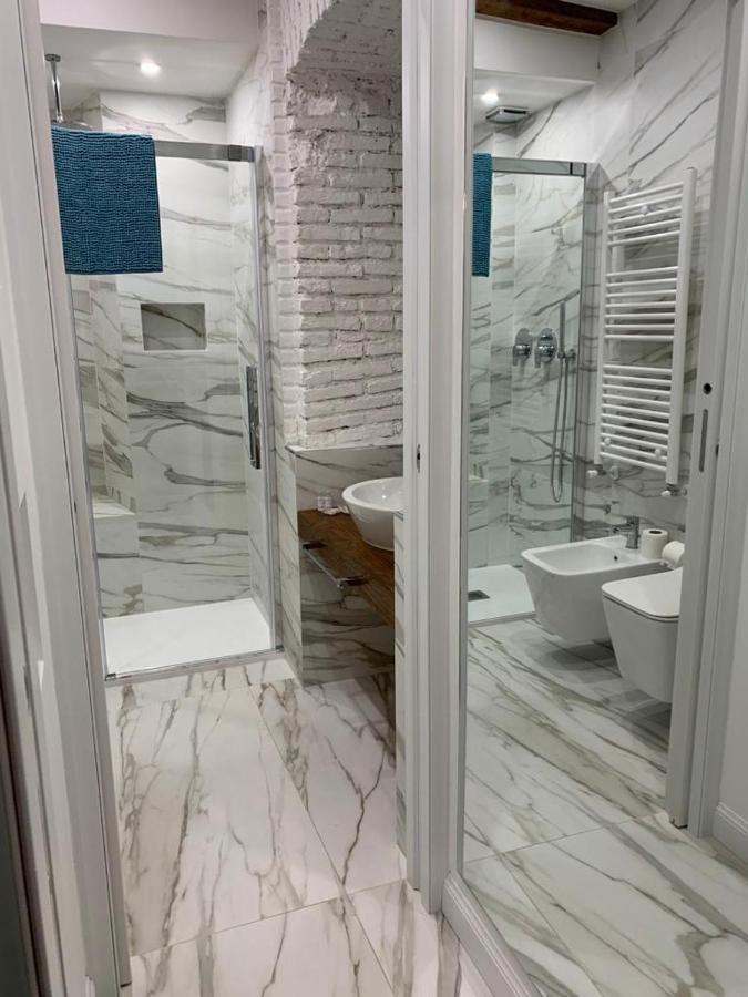 Elegant Suite In Milan Center Bagian luar foto