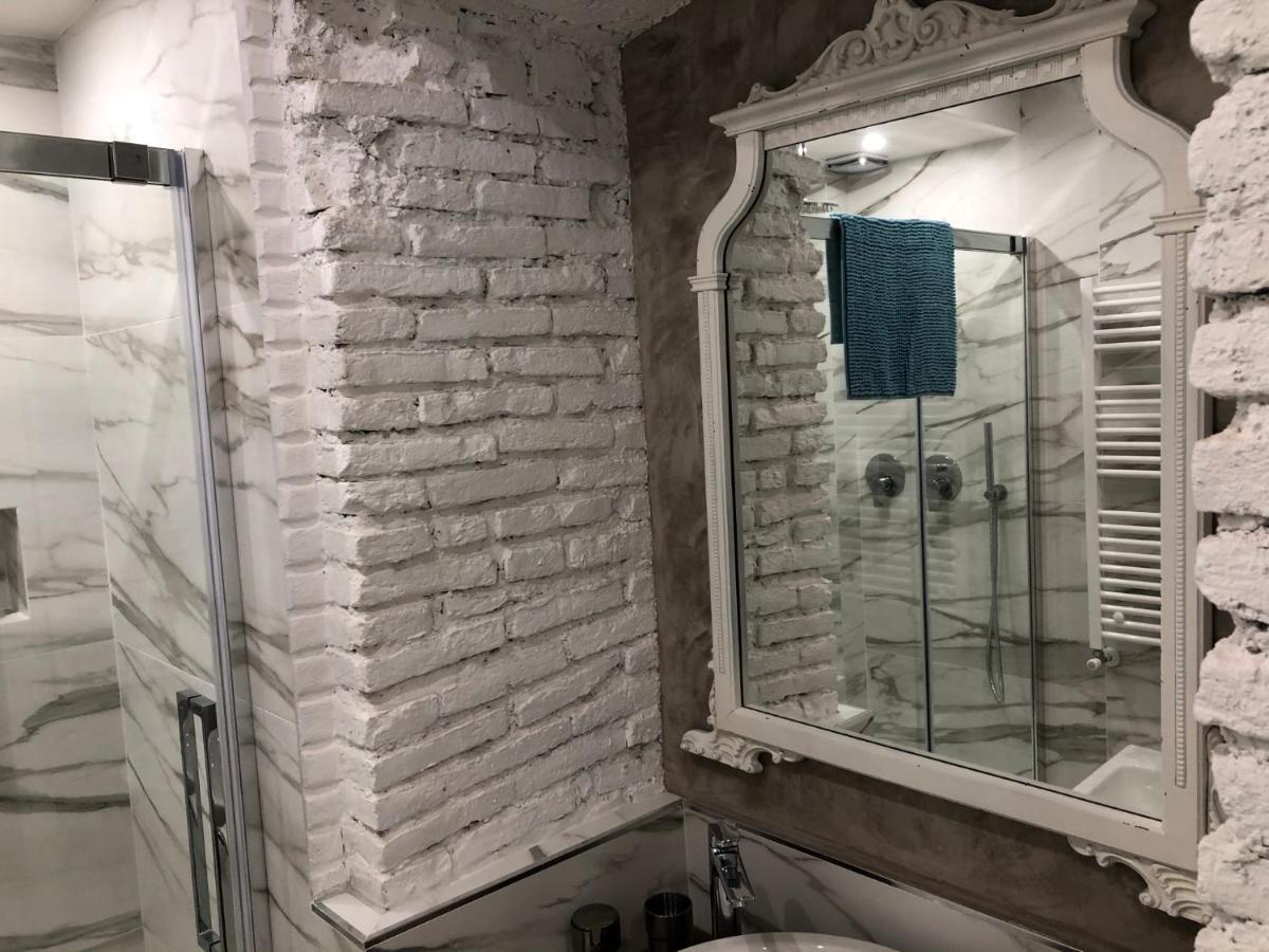 Elegant Suite In Milan Center Bagian luar foto