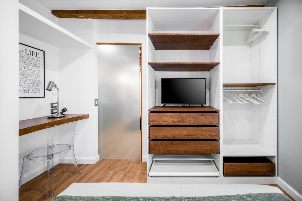 Elegant Suite In Milan Center Bagian luar foto